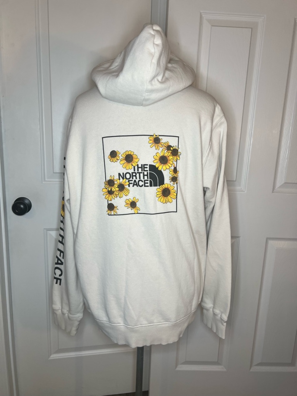 The North Face Daisy Longsleeve Pullover Hoodie Beige Womens Large
